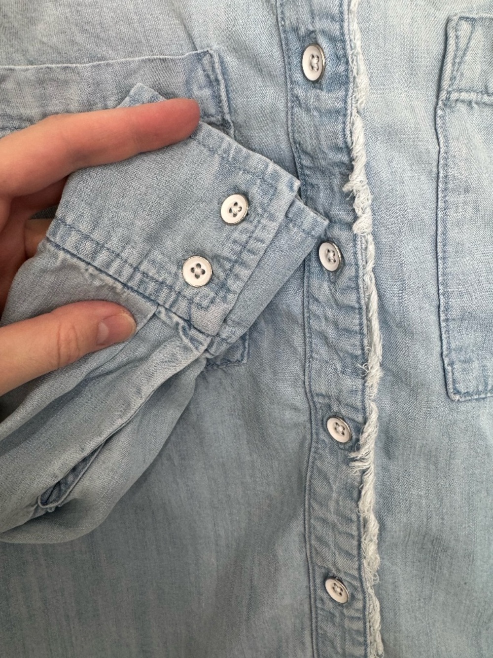 Anthropologie Cloth & Stone Chambre Button Down Size XS Fringe Detail - Picture 2 of 7